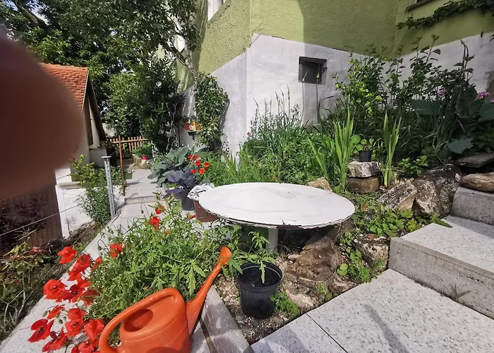 Wohnen Im Denkmal-langenburg Apartment